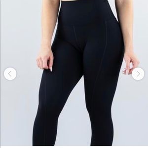 Alphalete Meridian Leggings Black Medium